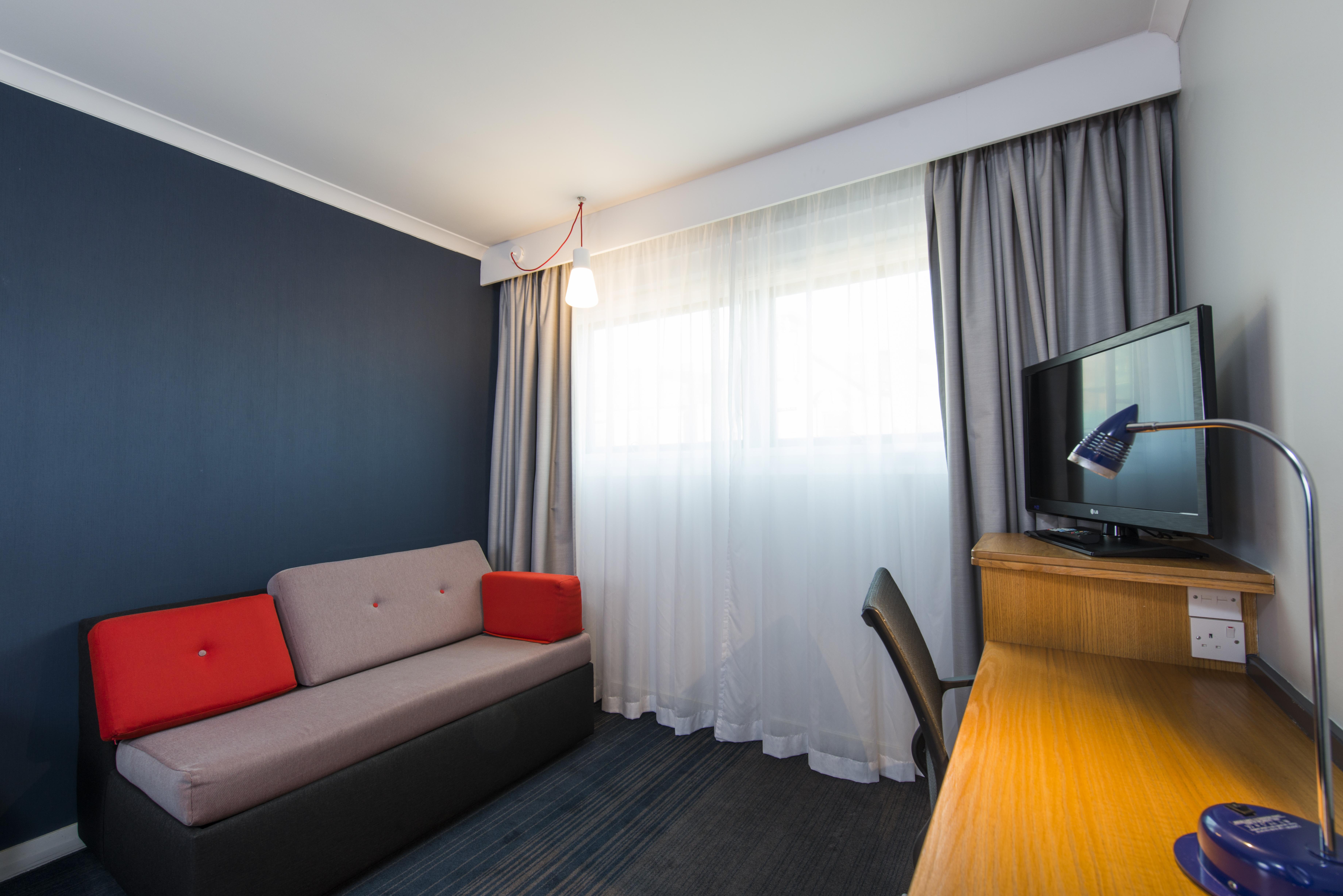 Holiday Inn Express - Glasgow - City Ctr Riverside By Ihg Exterior foto