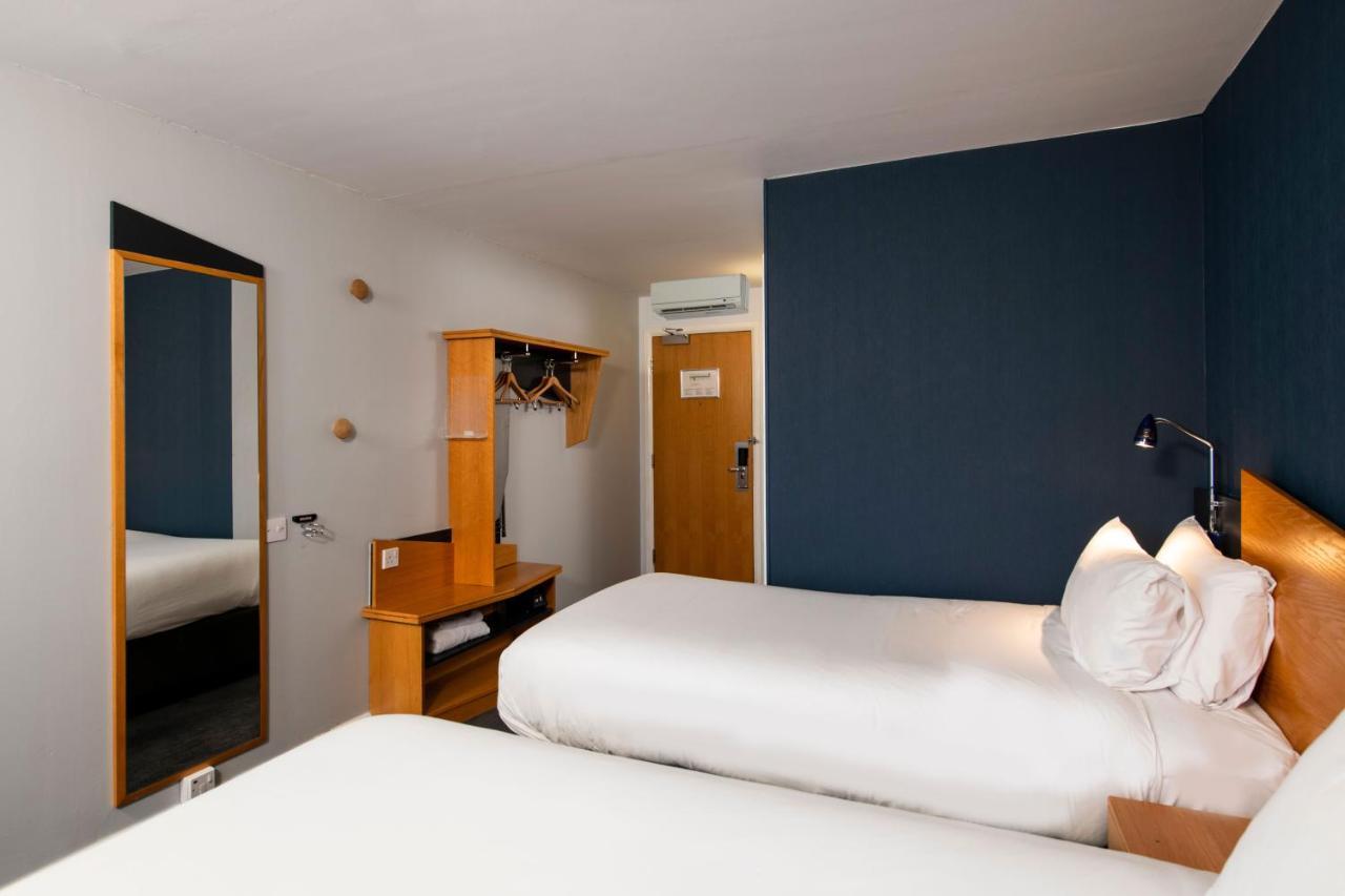 Holiday Inn Express - Glasgow - City Ctr Riverside By Ihg Exterior foto