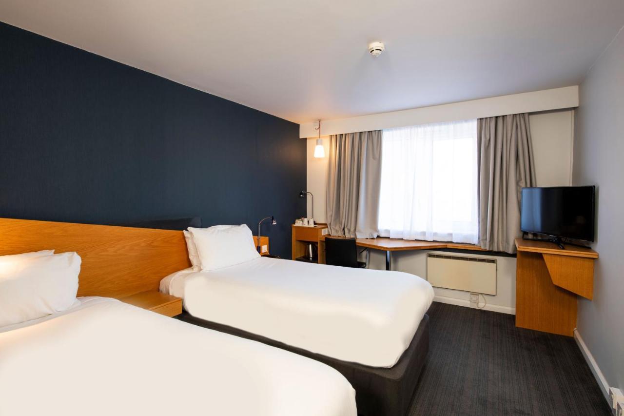 Holiday Inn Express - Glasgow - City Ctr Riverside By Ihg Exterior foto