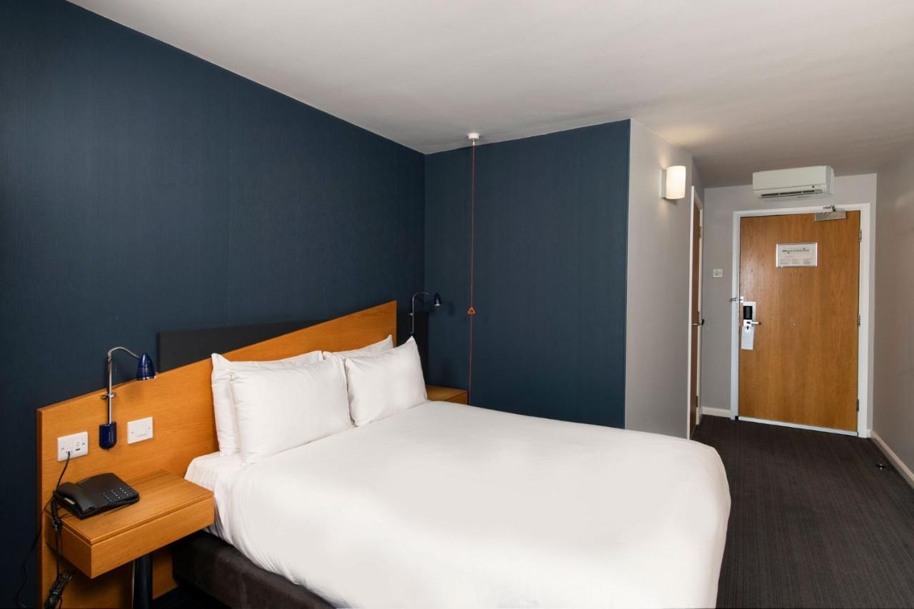 Holiday Inn Express - Glasgow - City Ctr Riverside By Ihg Exterior foto