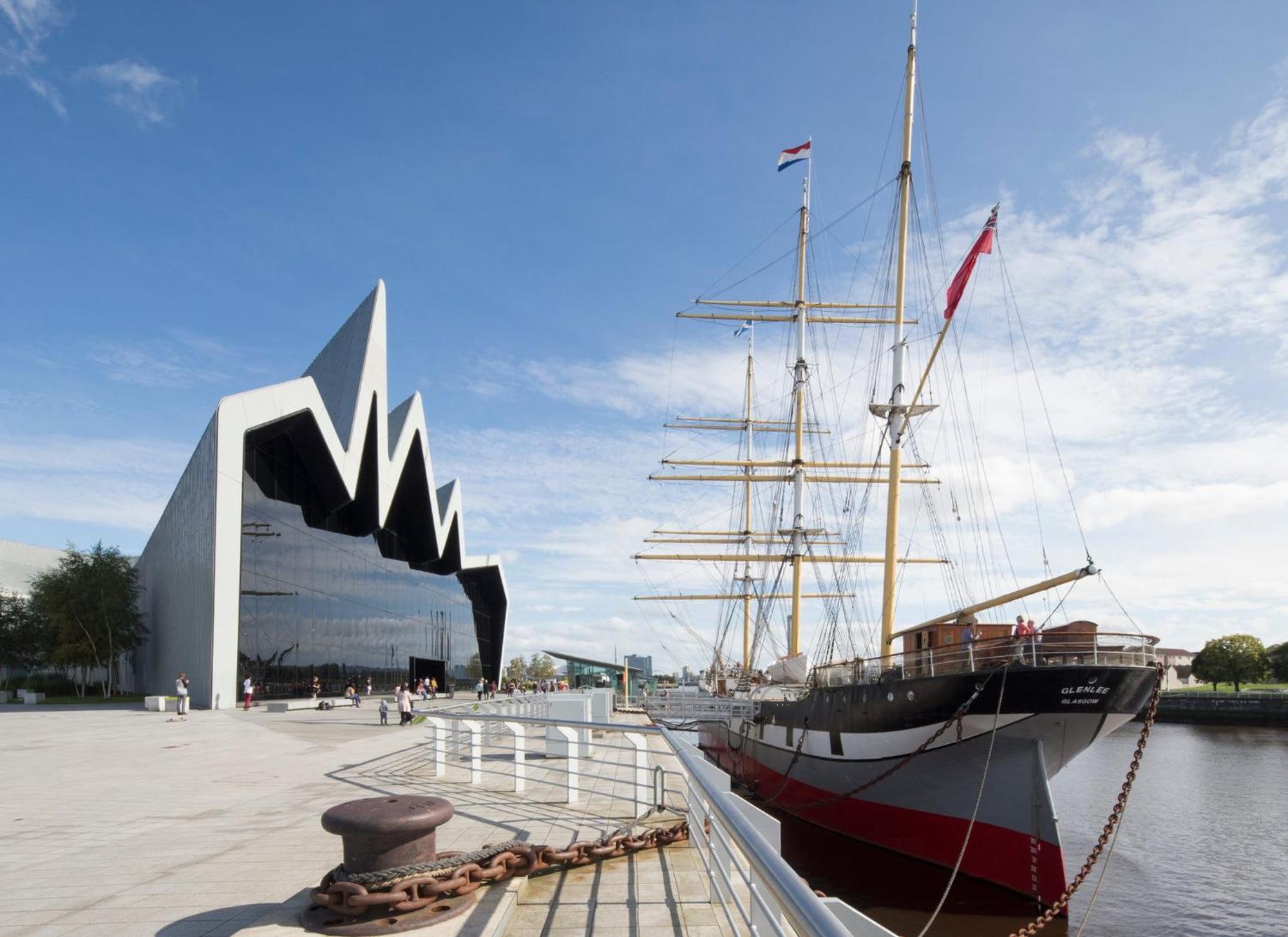 Holiday Inn Express - Glasgow - City Ctr Riverside By Ihg Exterior foto