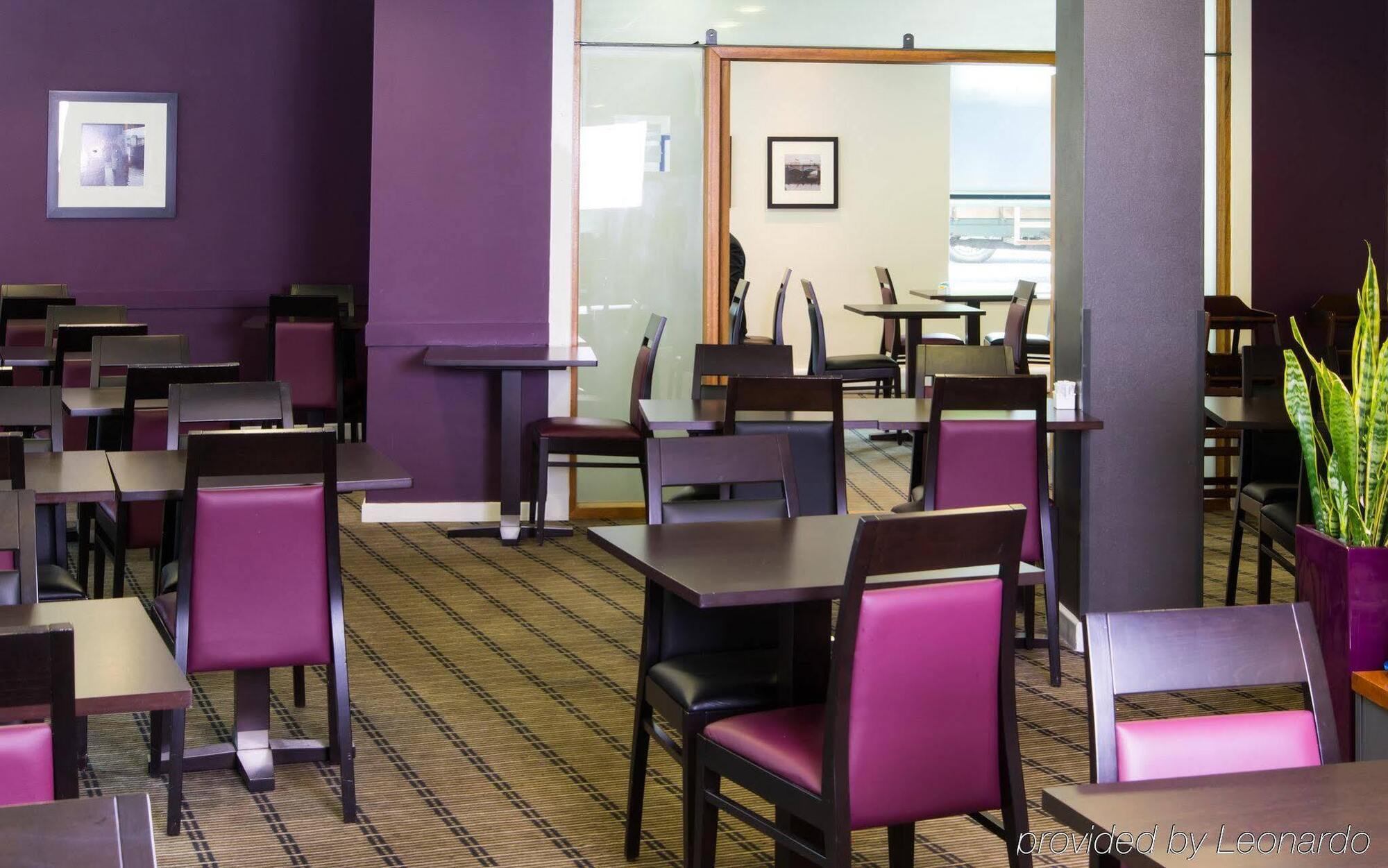 Holiday Inn Express - Glasgow - City Ctr Riverside By Ihg Exterior foto
